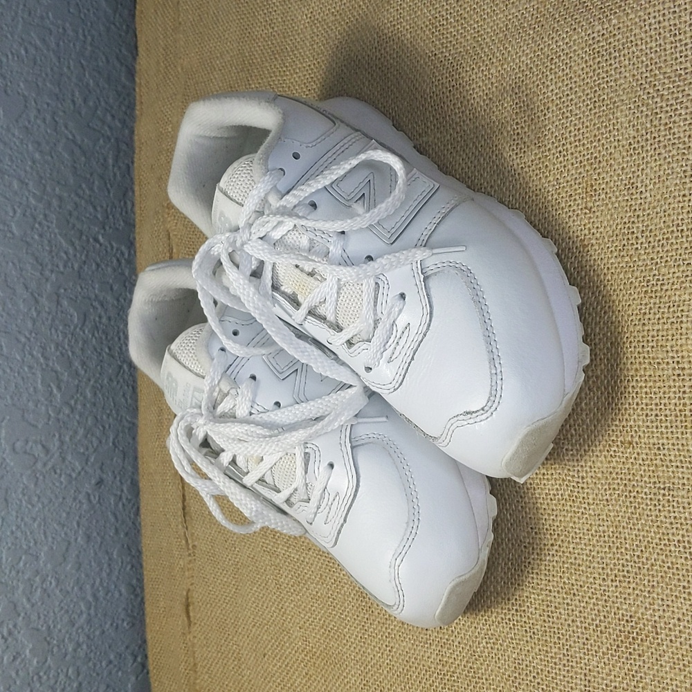 New Balance 574 V1 Kid's Sneakers Sz 2, Triple White, Good Condition, No Box